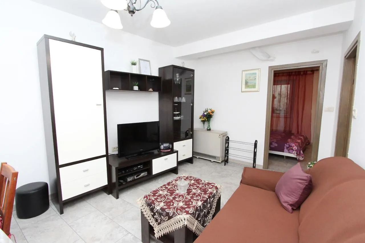 רוביני Apartment Zara קרואטיה